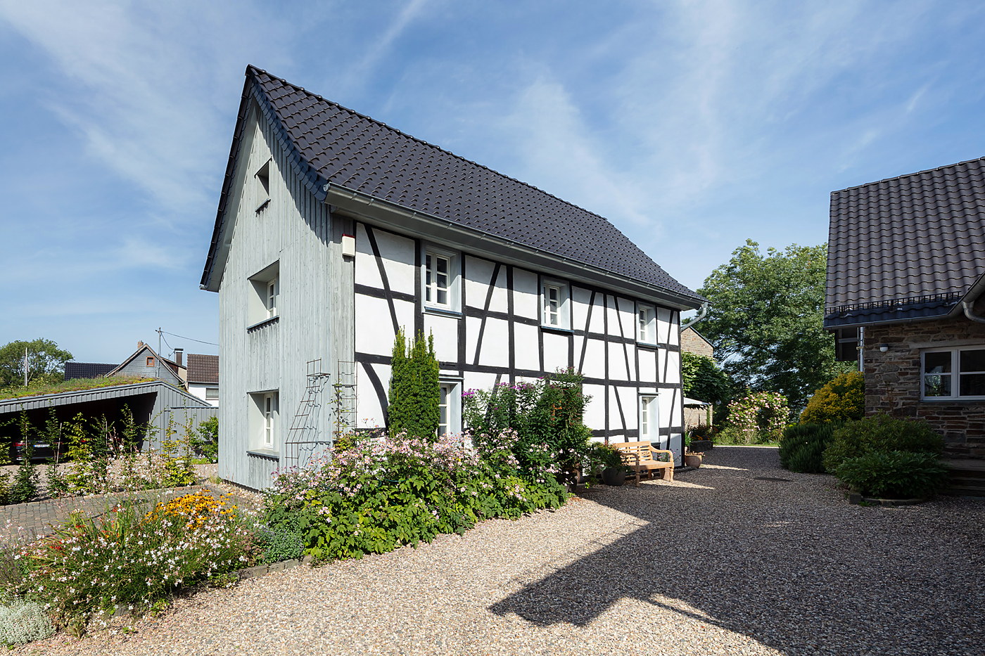 Casa Canvas Seitenansicht mit Hof